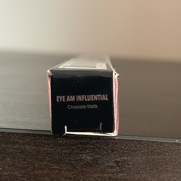 🍃Pick 3/$21- RealHer Eye Am Influential Cream Eyeshadow Stick “Chocolate Matte” - Picture 3 of 4